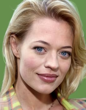 Jeri Ryan isactor