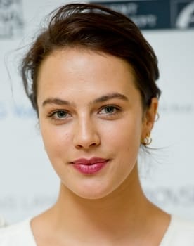 Jessica Brown Findlay isactor