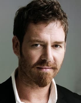 Marton Csokas isactor