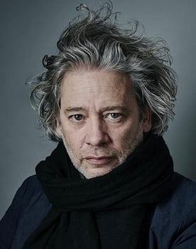 Dexter Fletcher isactor