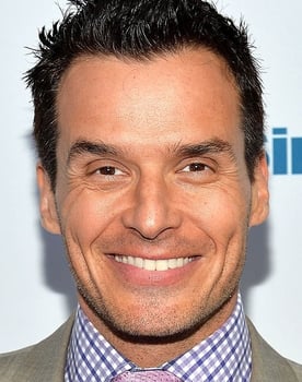 Antonio Sabàto is Jr.