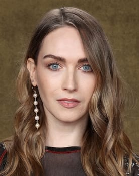 Jamie Clayton isactor