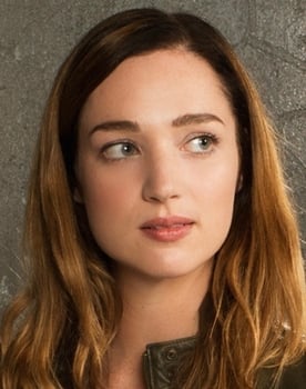 Kristen Connolly isactor