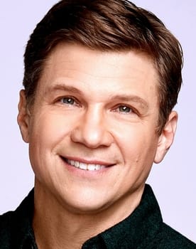 Marc Blucas isactor