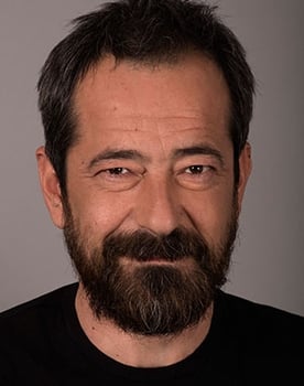 Feridun Düzağaç isactor