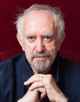 Jonathan Pryce isactor