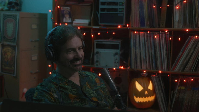 video-section-banner-image
