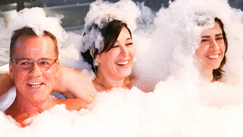 video-section-banner-image