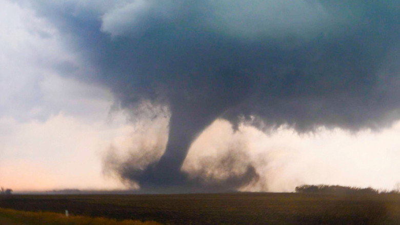 S01E06 - Tornado no Texas