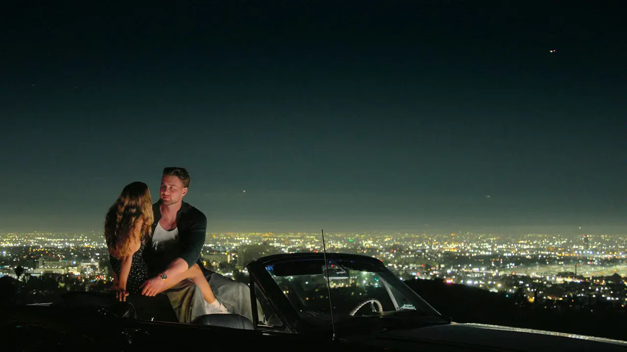 video-section-banner-image