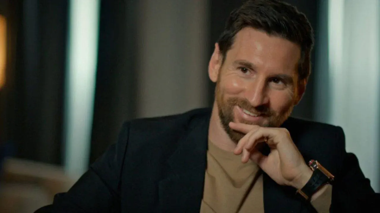 video-section-banner-image