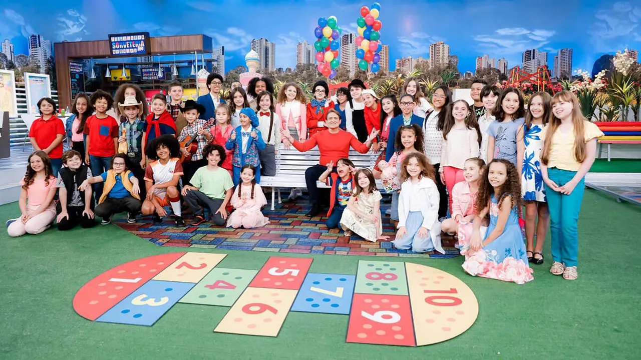 video-section-banner-image