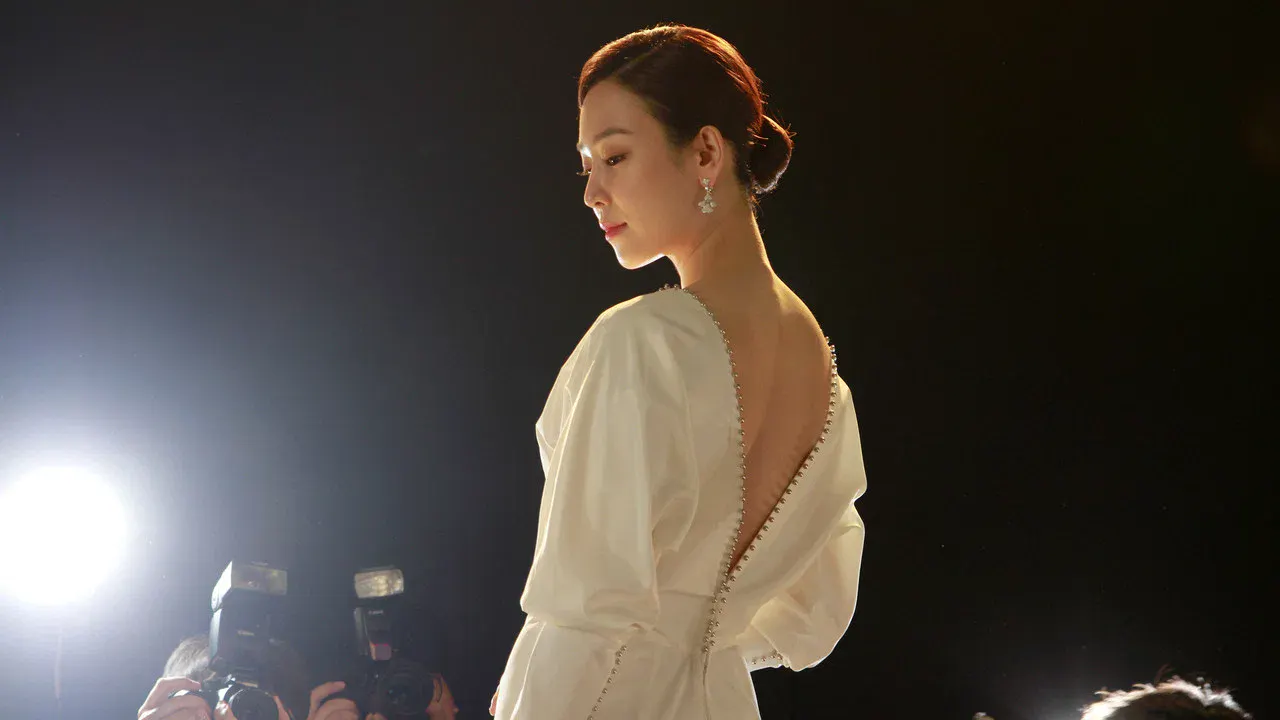 video-section-banner-image